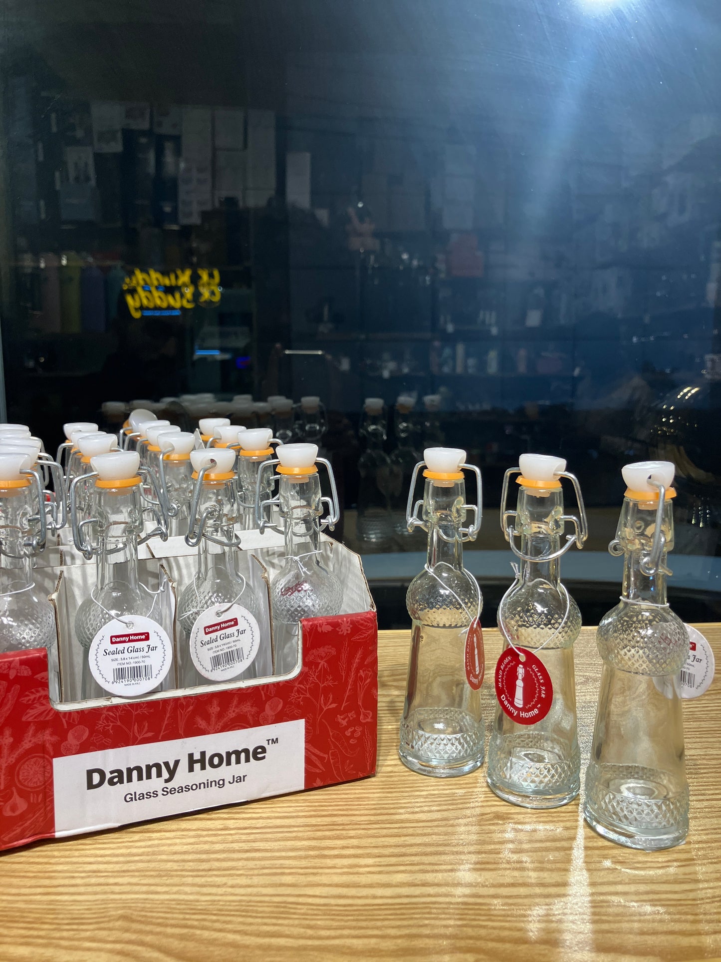 Danny Home Sealed Glass Jar 1Pcs