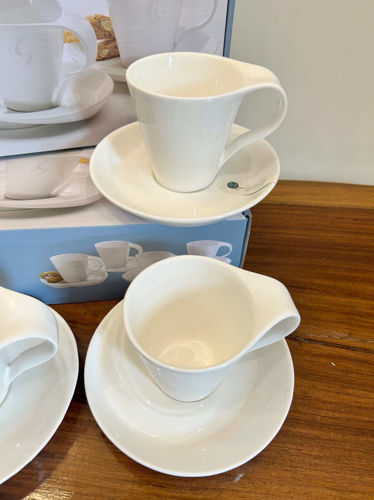 Symphony Cup Saucer Box 4Pcs