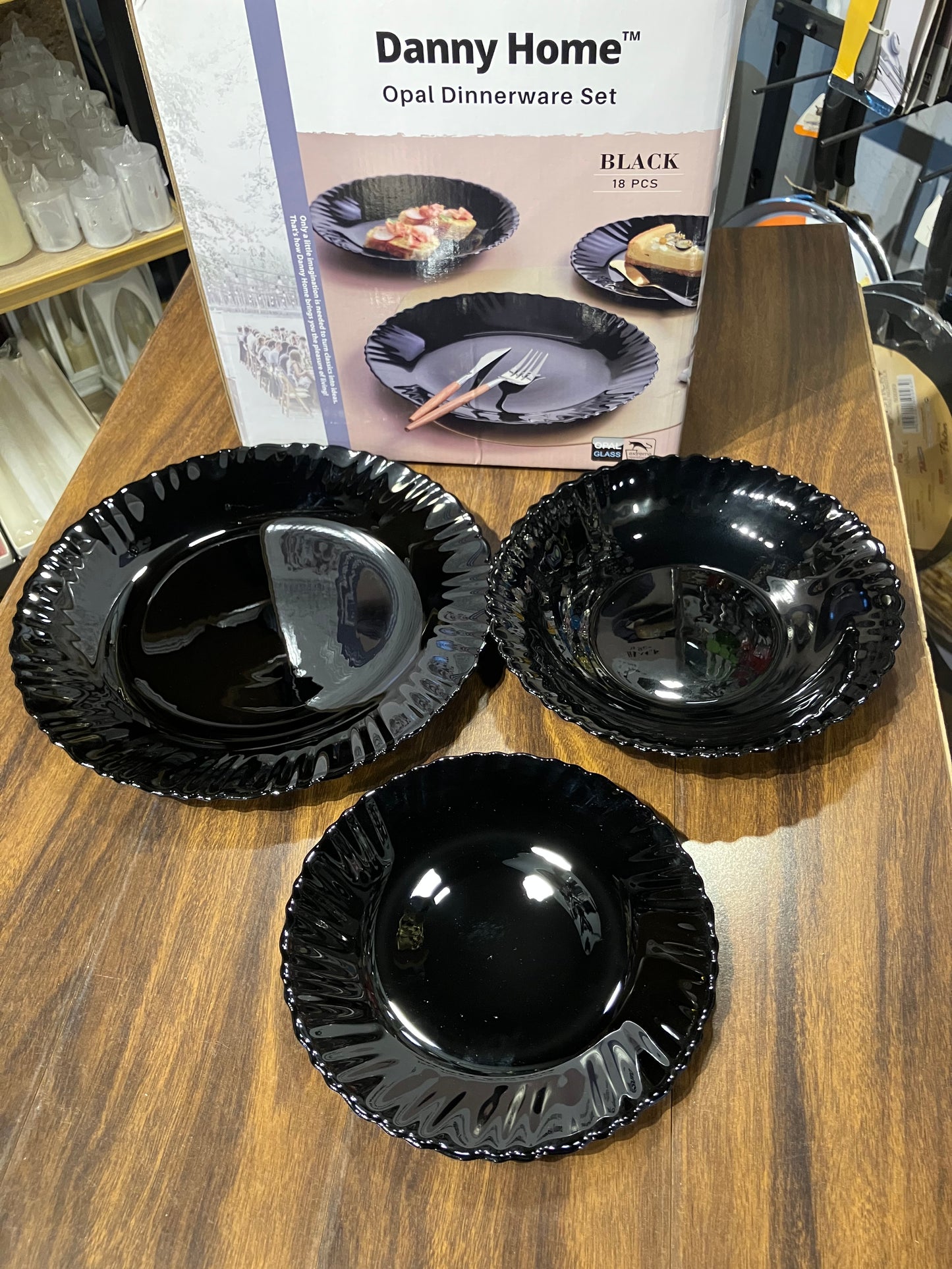Danny Home Opal Plate Black Set 18Pcs