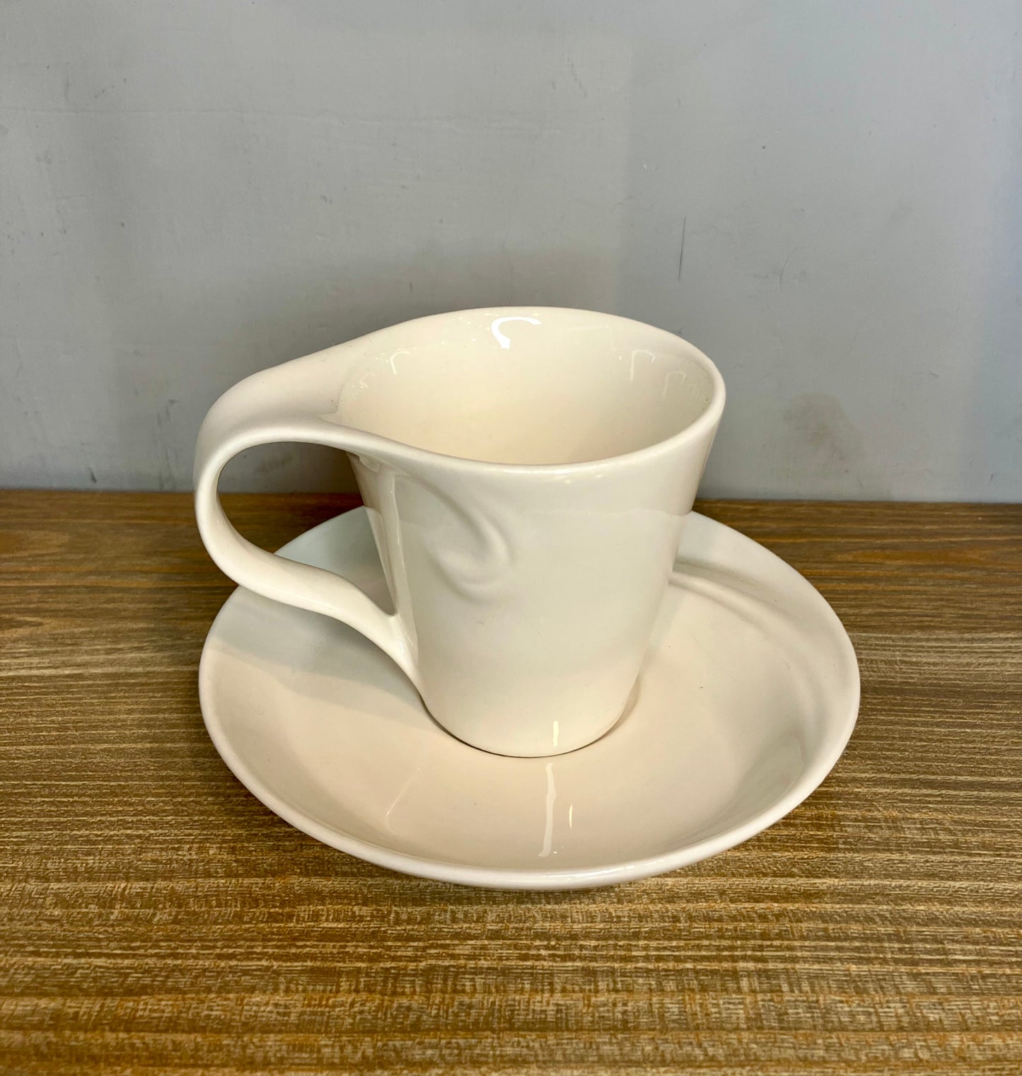 Symphony Cup Saucer Box 4Pcs