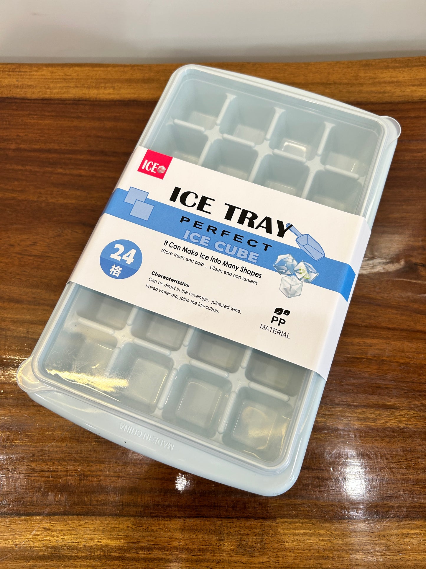 Ice Cube Tray Box With Cover 24pcs