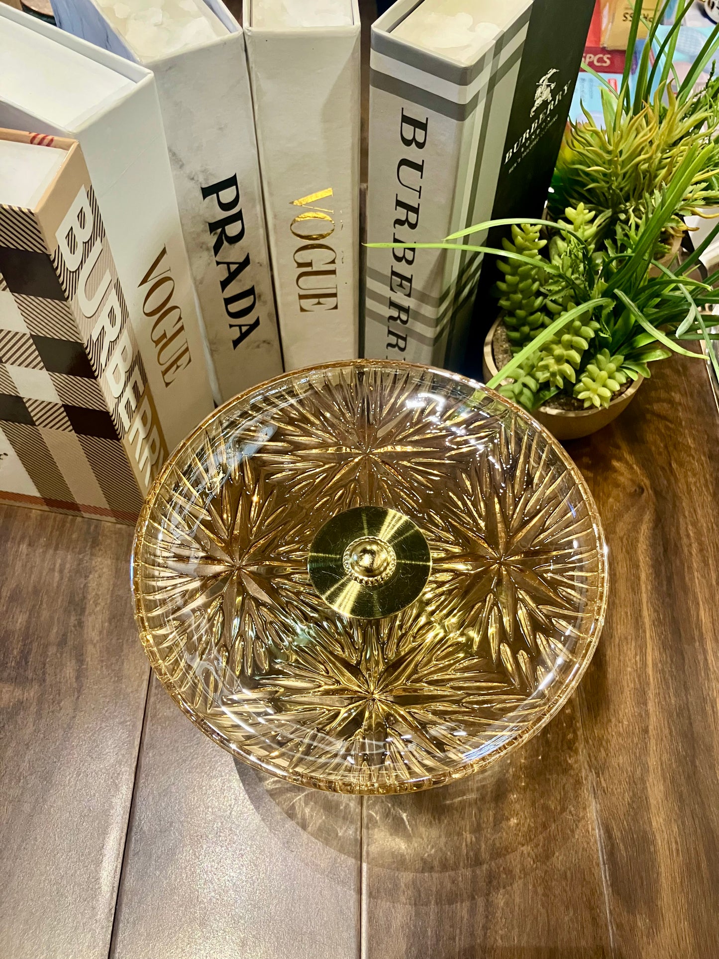 Candy Bowl With Metallic Base 1Pcs