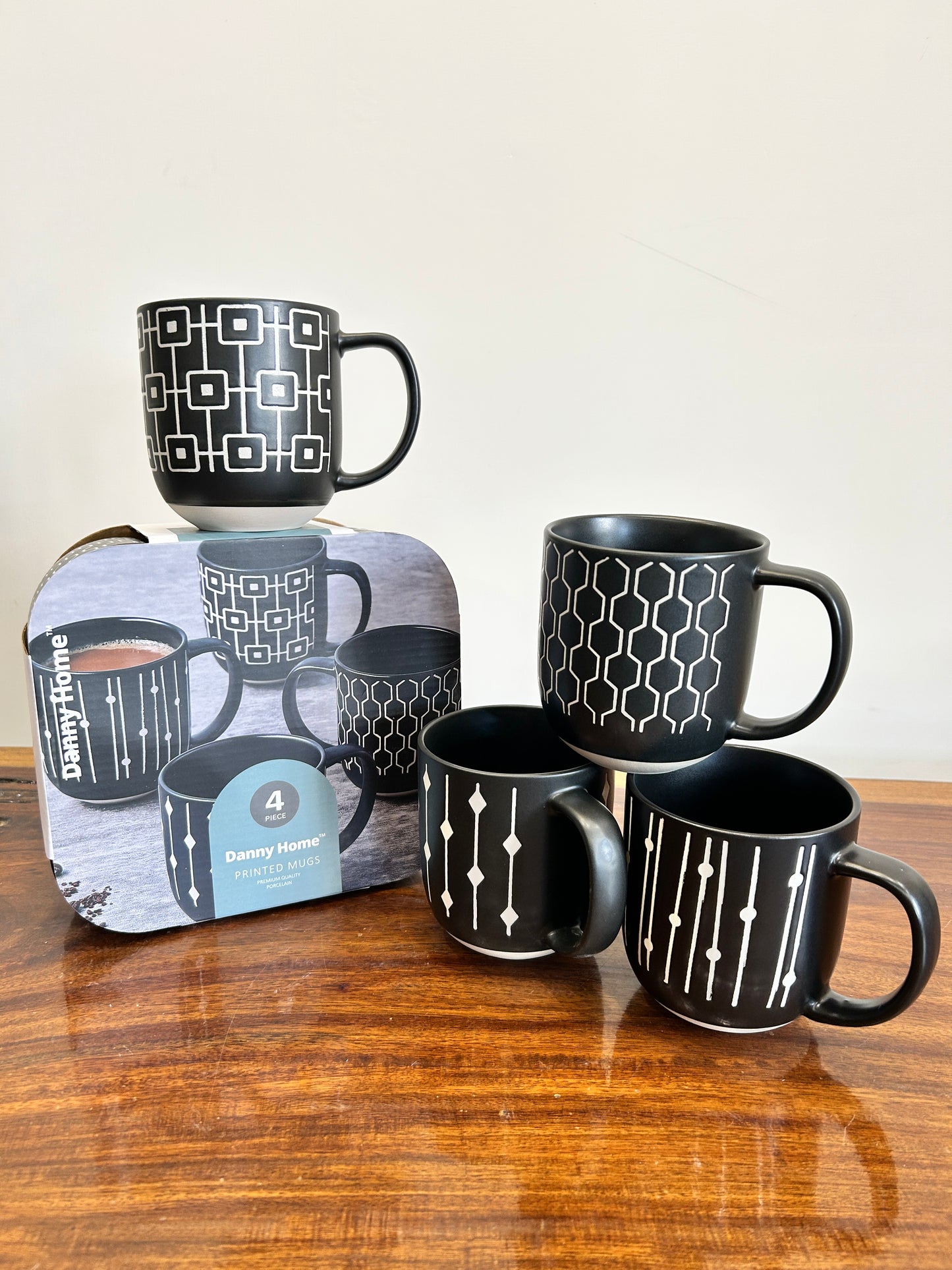 Danny Home Matt Black Mugs 4Pcs