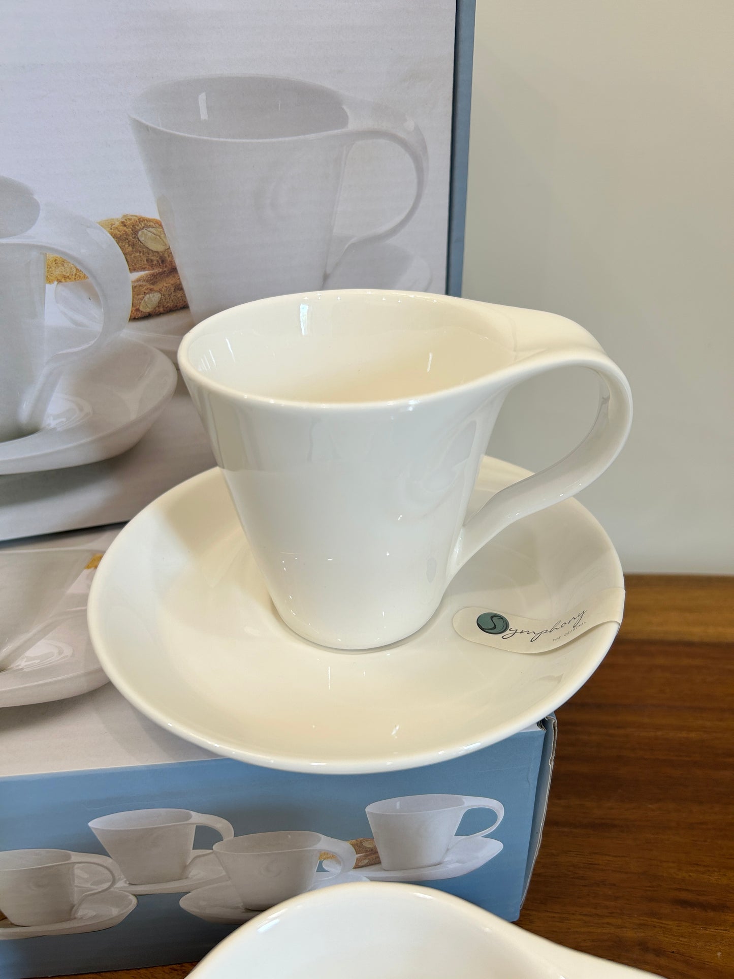 Symphony Cup Saucer Box 4Pcs