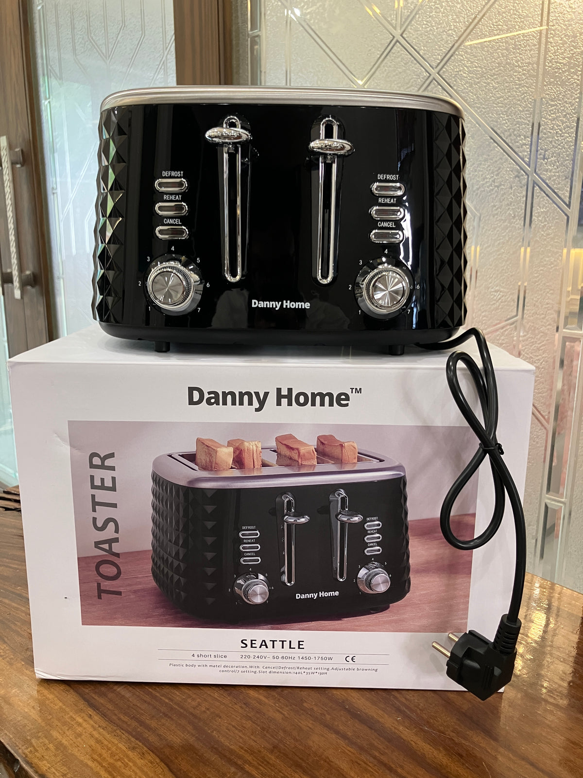 Danny Home Seattle Electric Toaster (4 Slot)