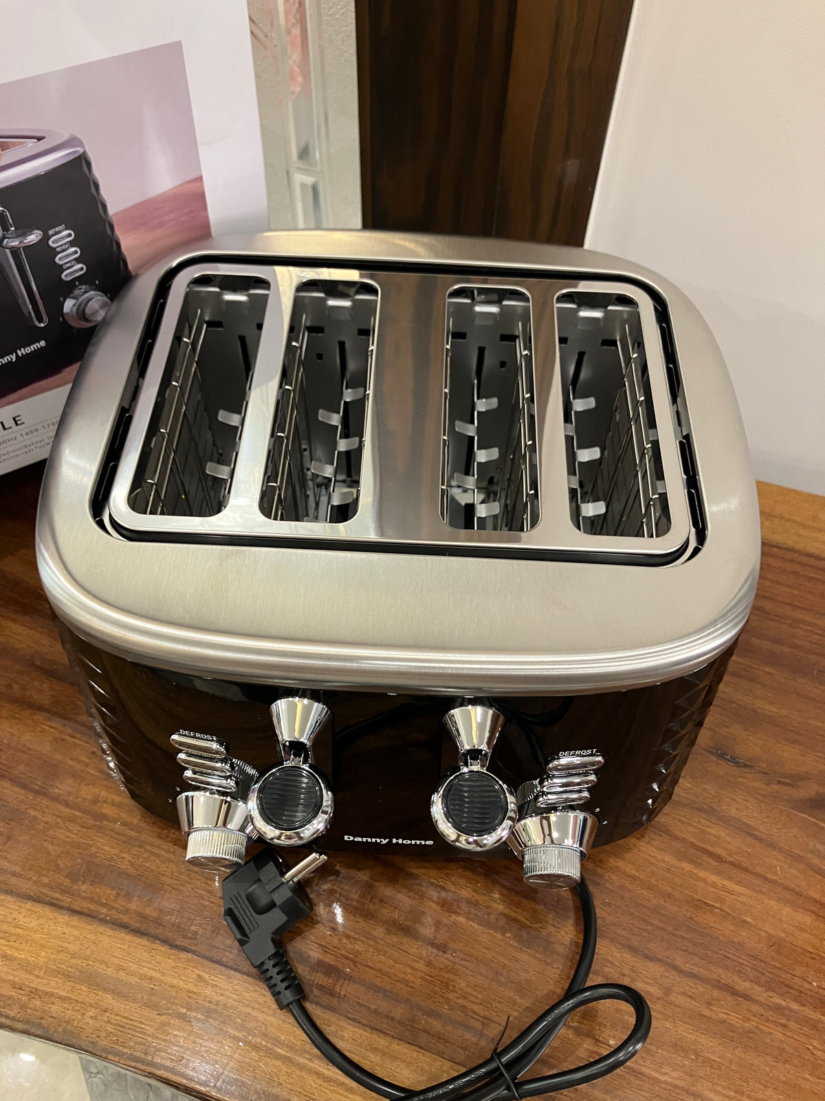 Danny Home Seattle Electric Toaster (4 Slot)