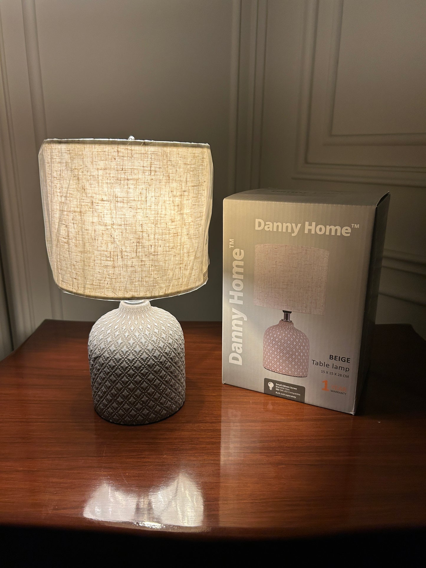 Danny Home Beige Ceramic Table Lamp 1Pcs