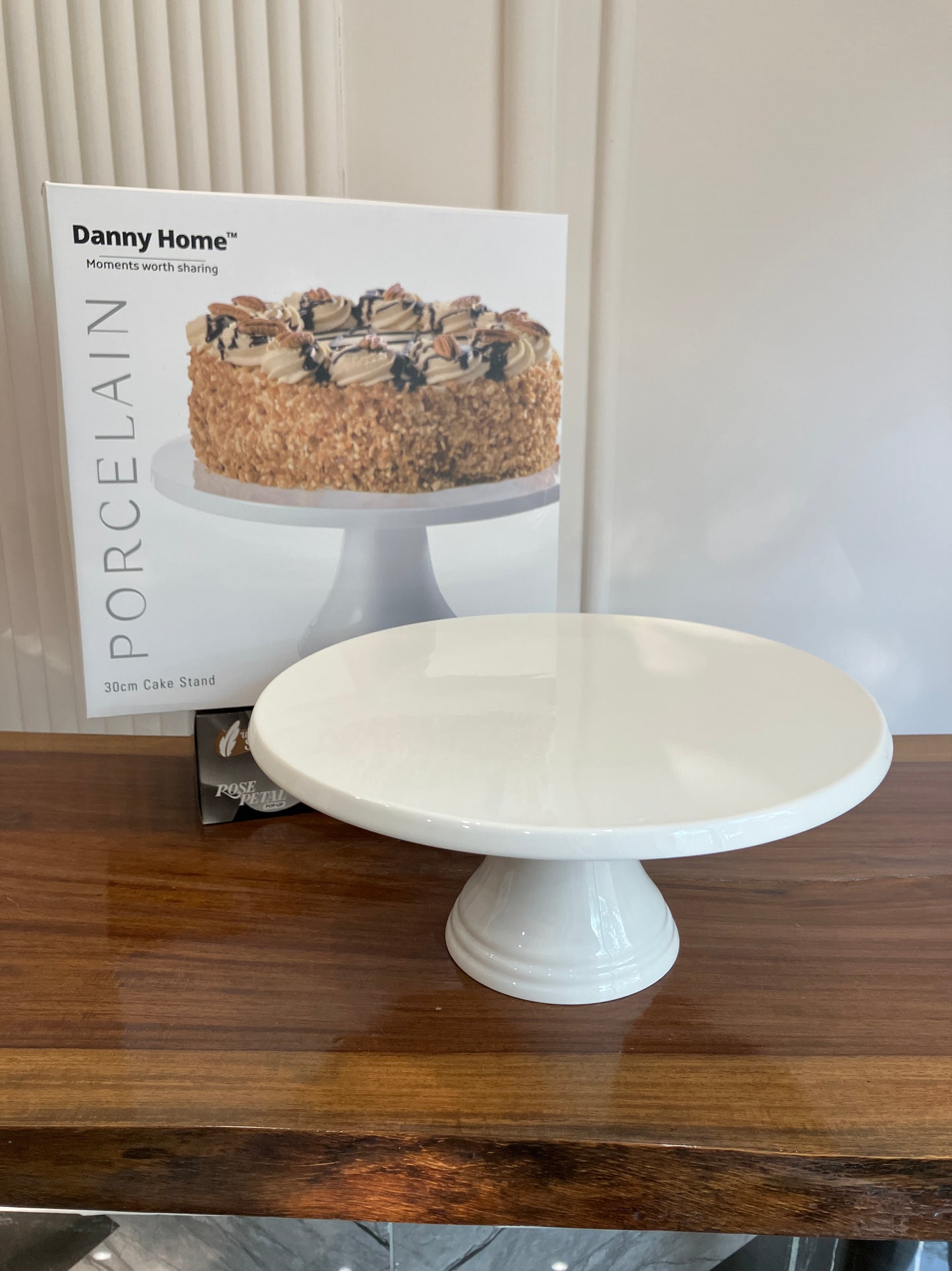 Danny Home Porcelain Cake Dish