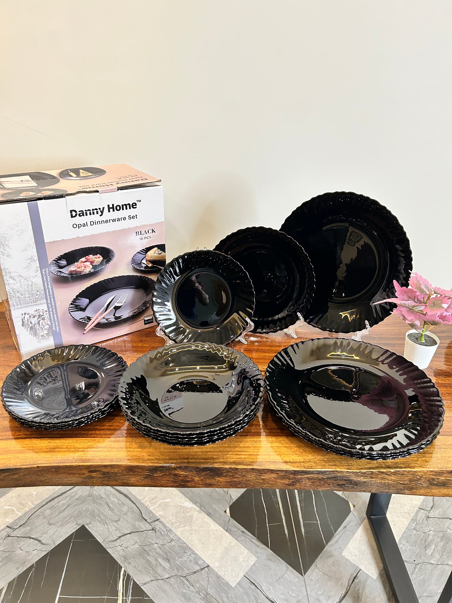 Danny Home Opal Plate Black Set 18Pcs