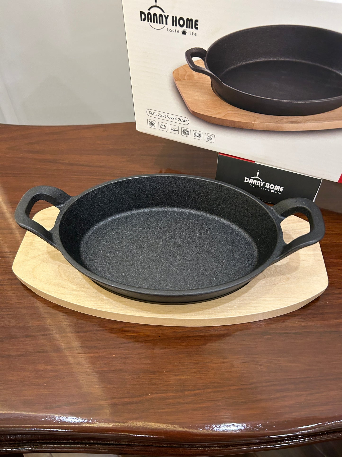Danny Home Cast-Iron Skillet Oval Small 1Pcs