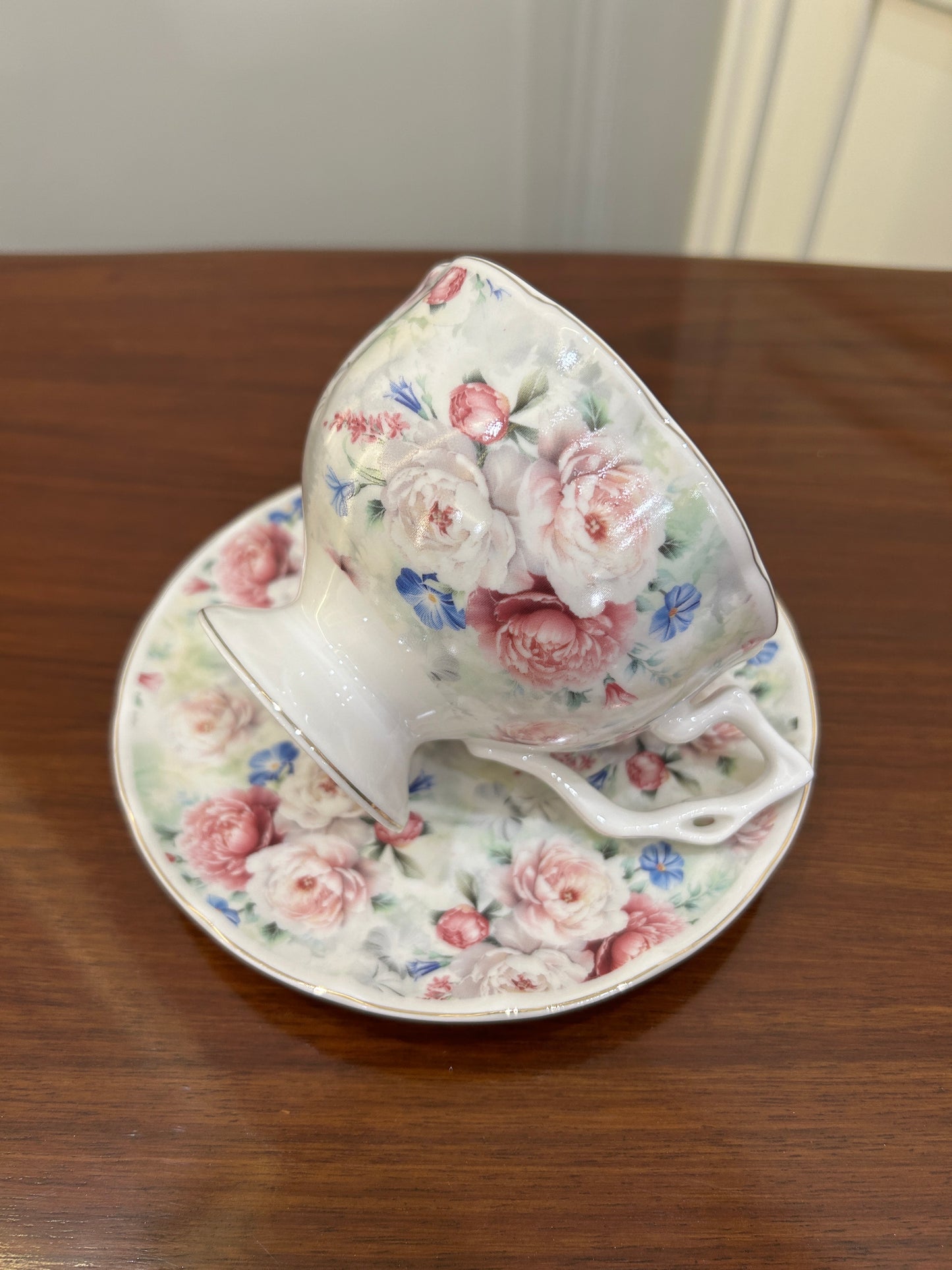 Premium Vintage Petal Cup Saucer Set 12Pcs
