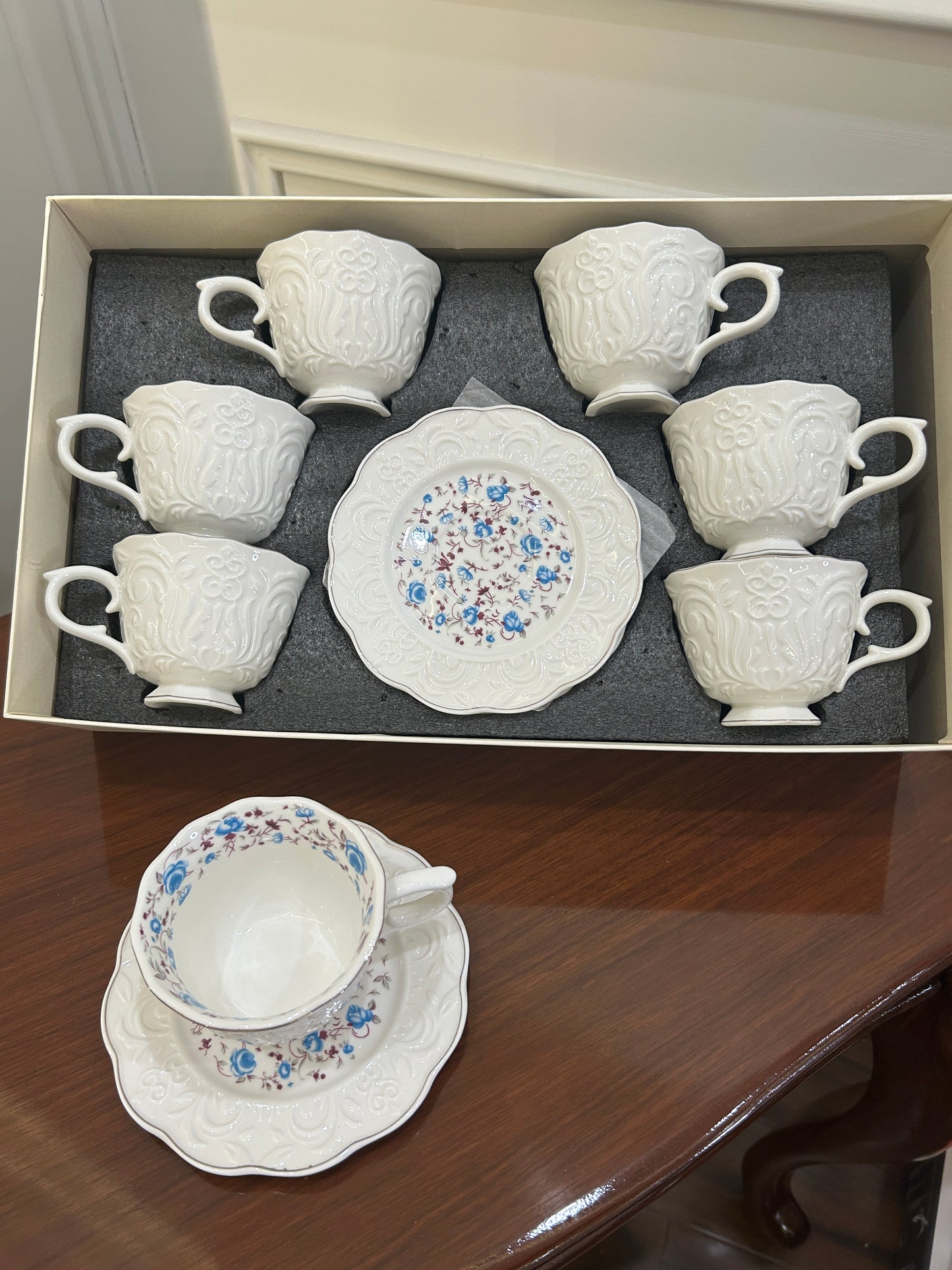 Premium Blue Floral Cup Saucer Set 12Pcs