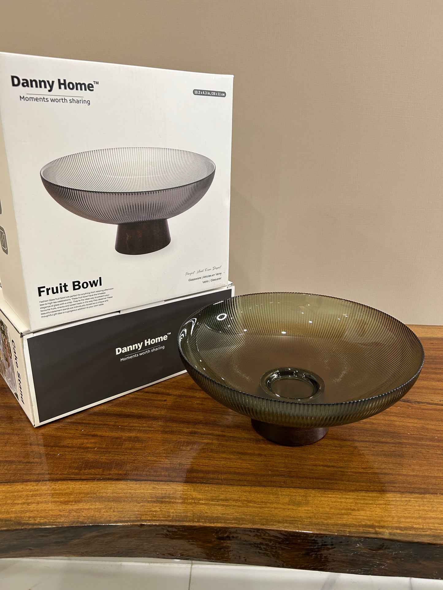 Danny Home Smoky Glass Pedestal Fruit Bowl (Medium)