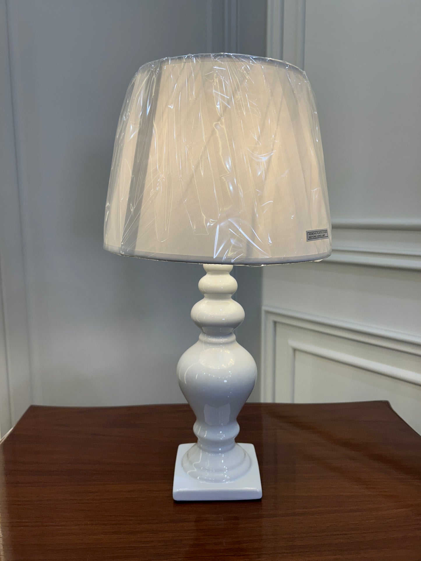 Danny Home Ceramic White Lamp 1Pcs