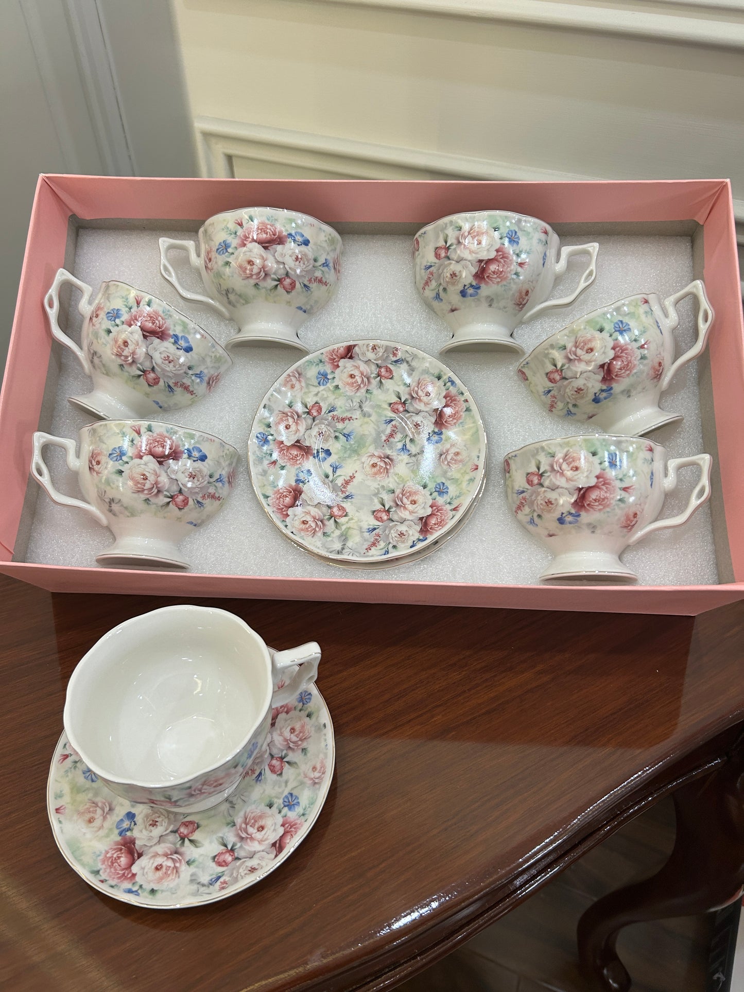 Premium Vintage Petal Cup Saucer Set 12Pcs