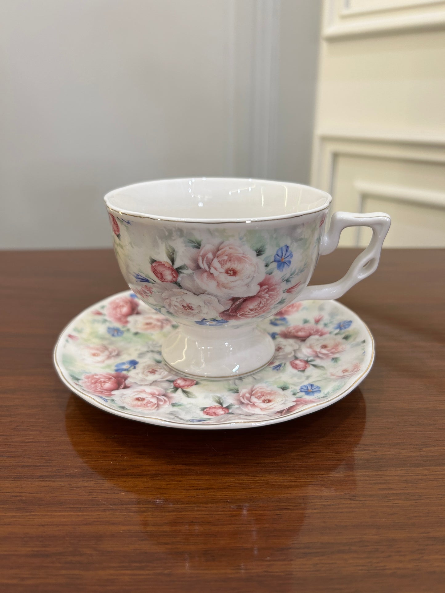 Premium Vintage Petal Cup Saucer Set 12Pcs