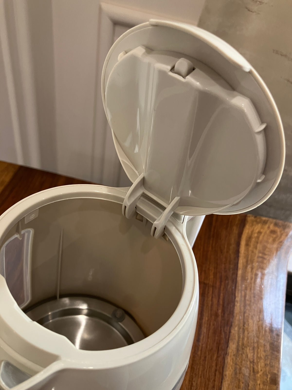 Danny home Premium Electric Kettle 1.7L