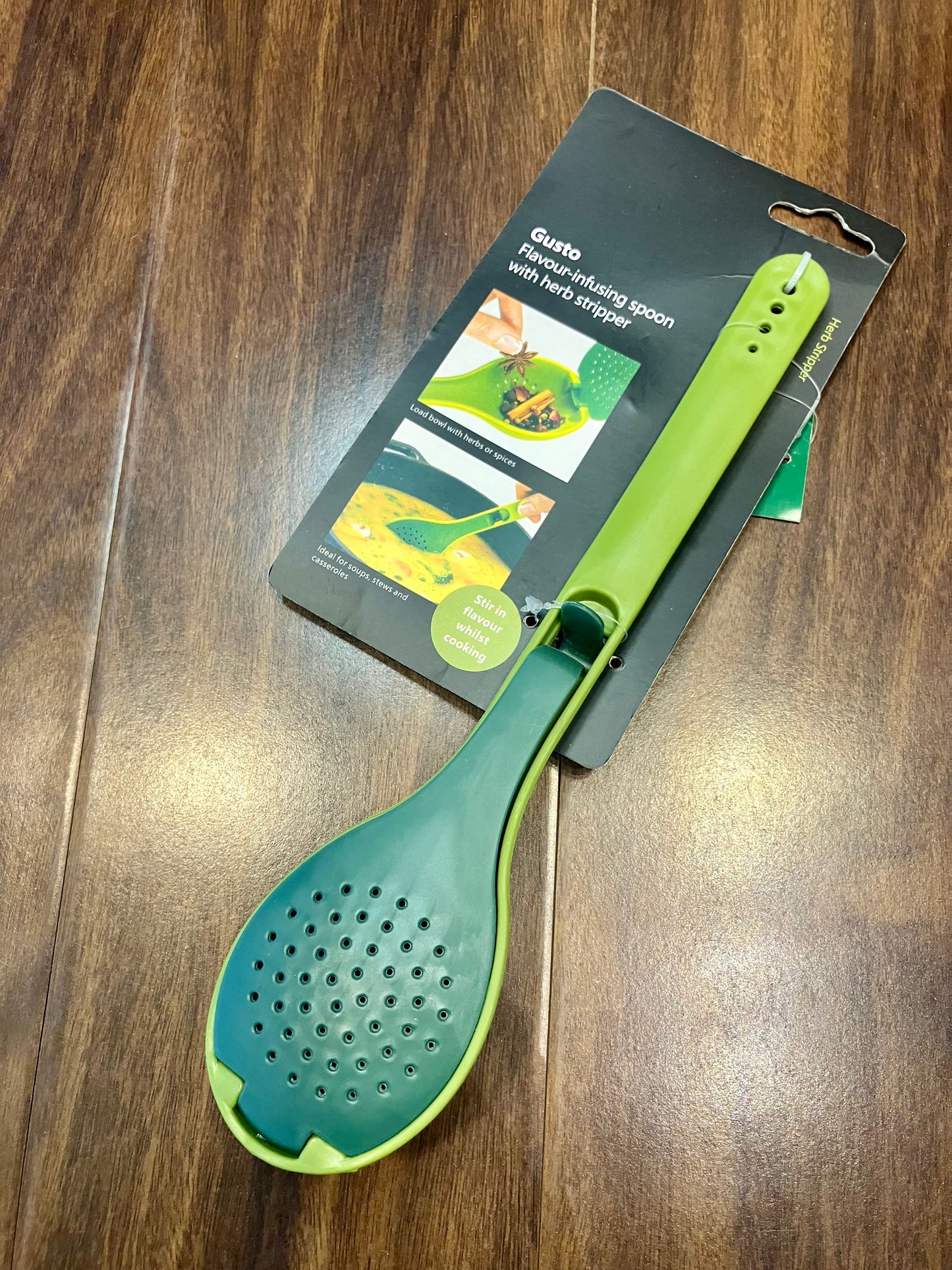 Gusto Flavour-infusing spoon with herb stripper 1Pcs