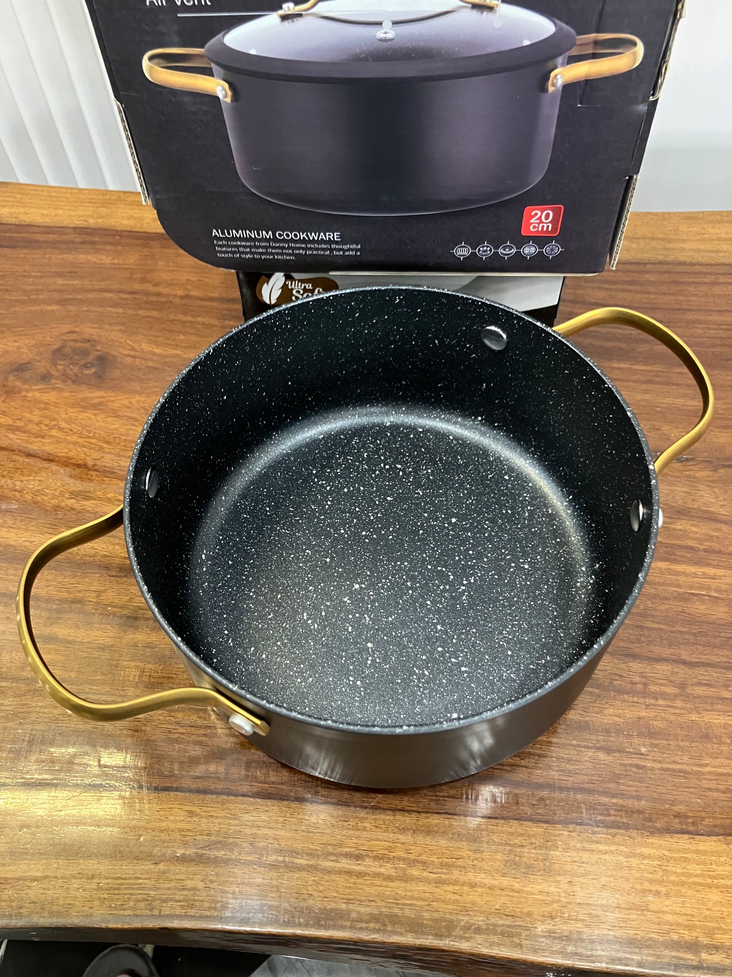 Danny Home Aluminium Non-Stick Casserole 2.7L