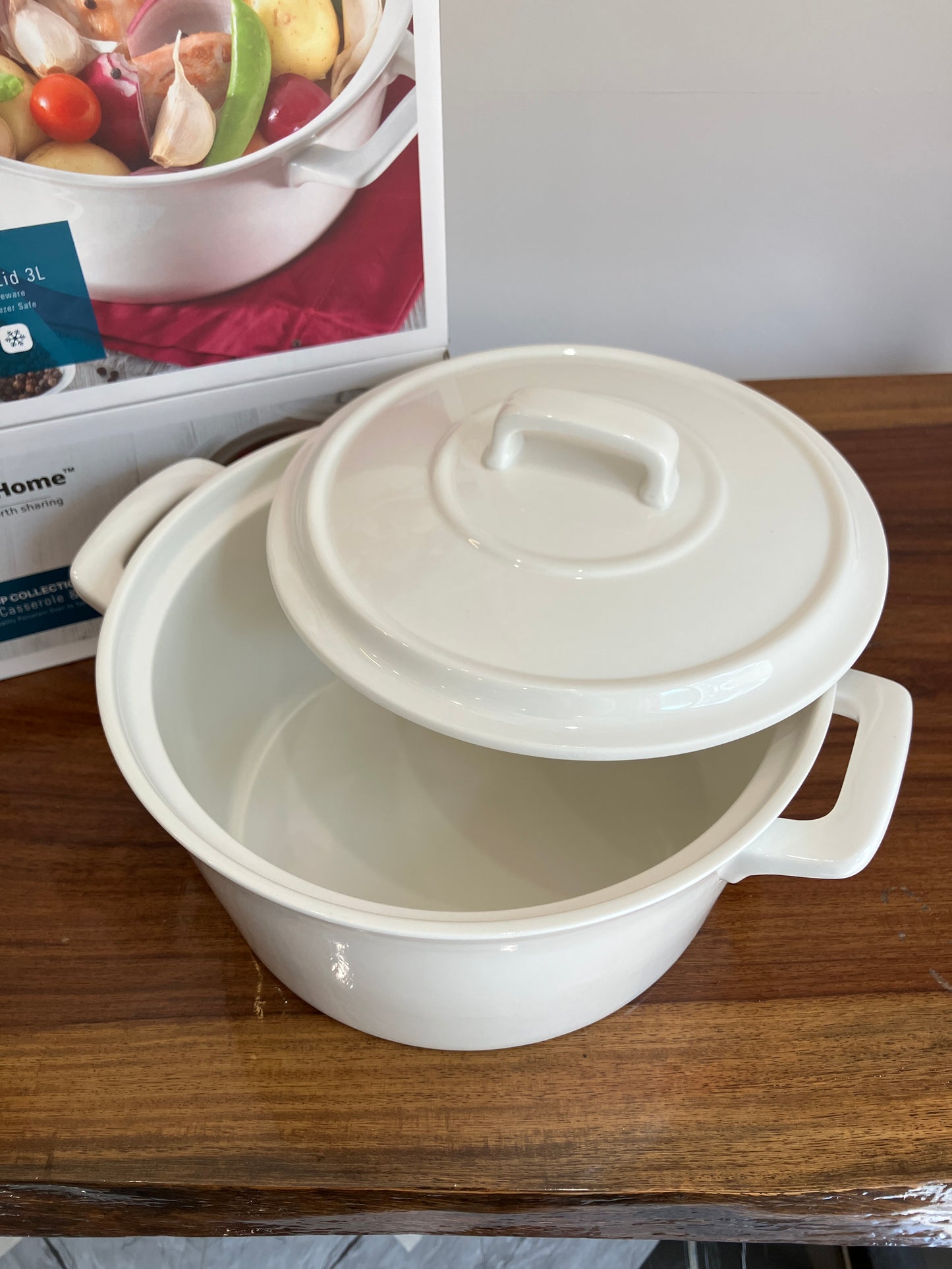 Danny Home Round Casserole & Lid 1Pcs