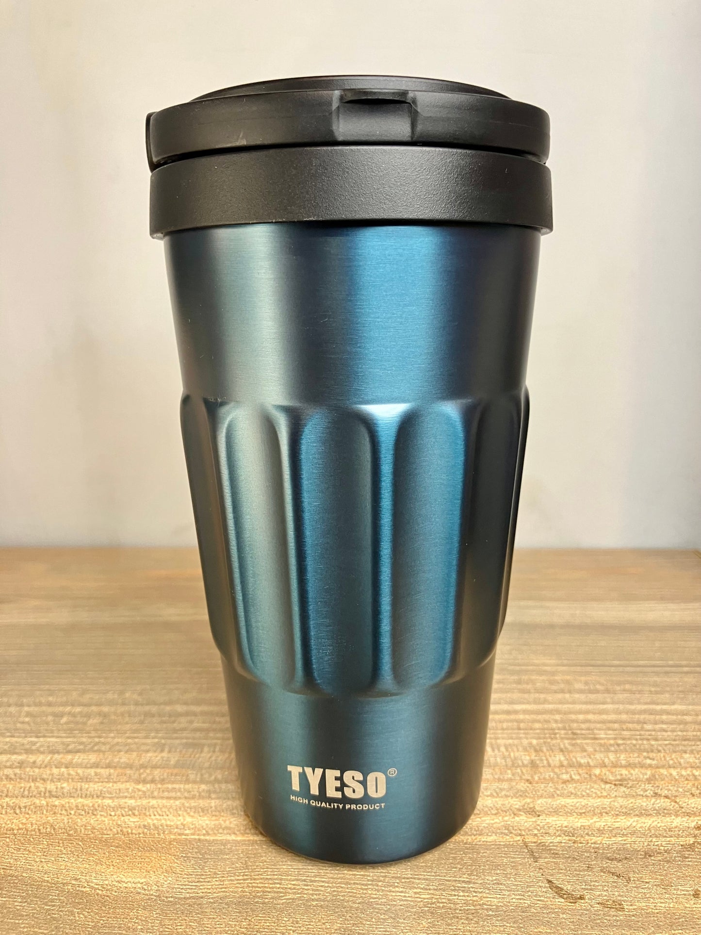 Tyeso Insulated Bottle 1Pcs