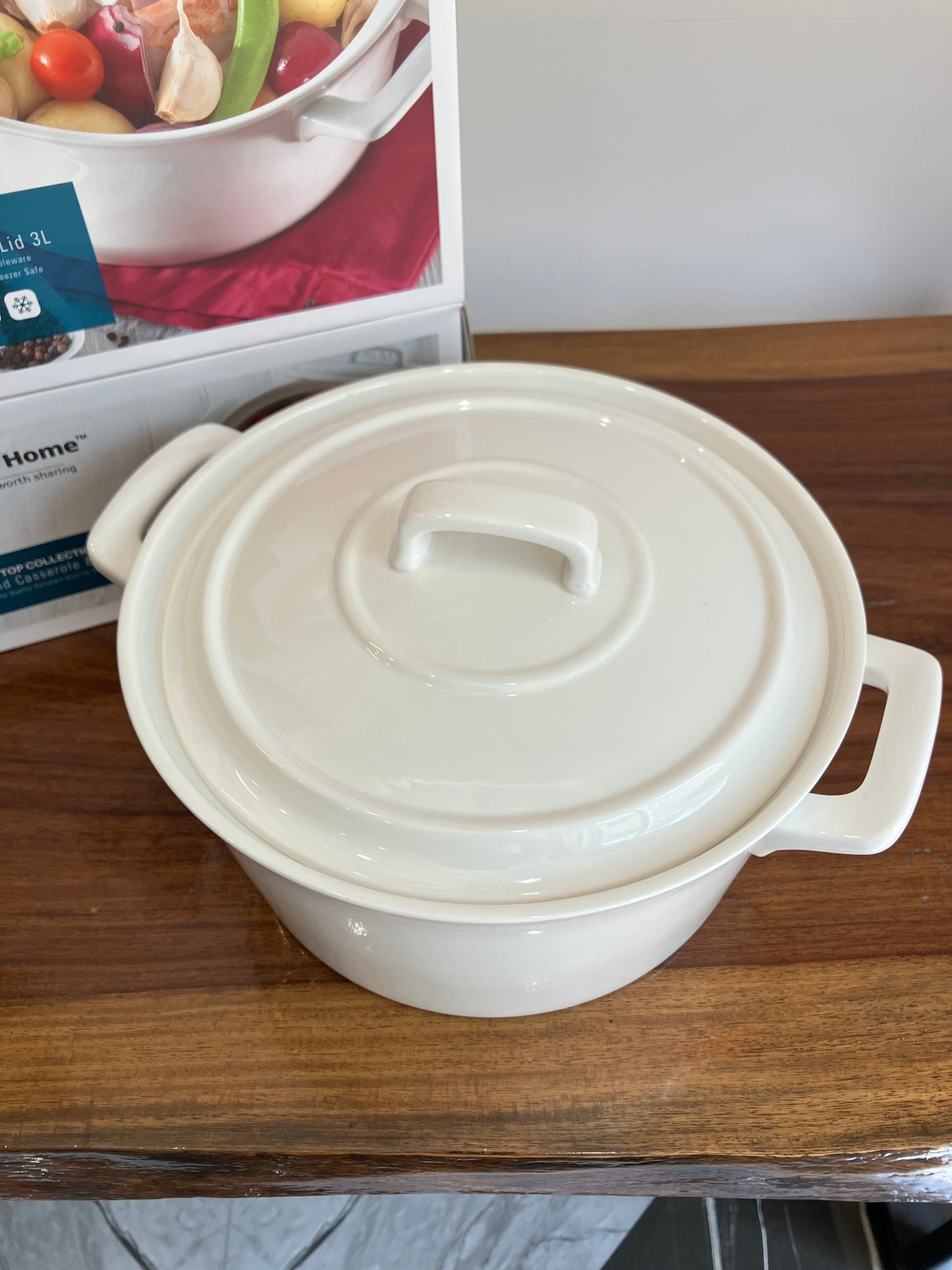 Danny Home Round Casserole & Lid 1Pcs