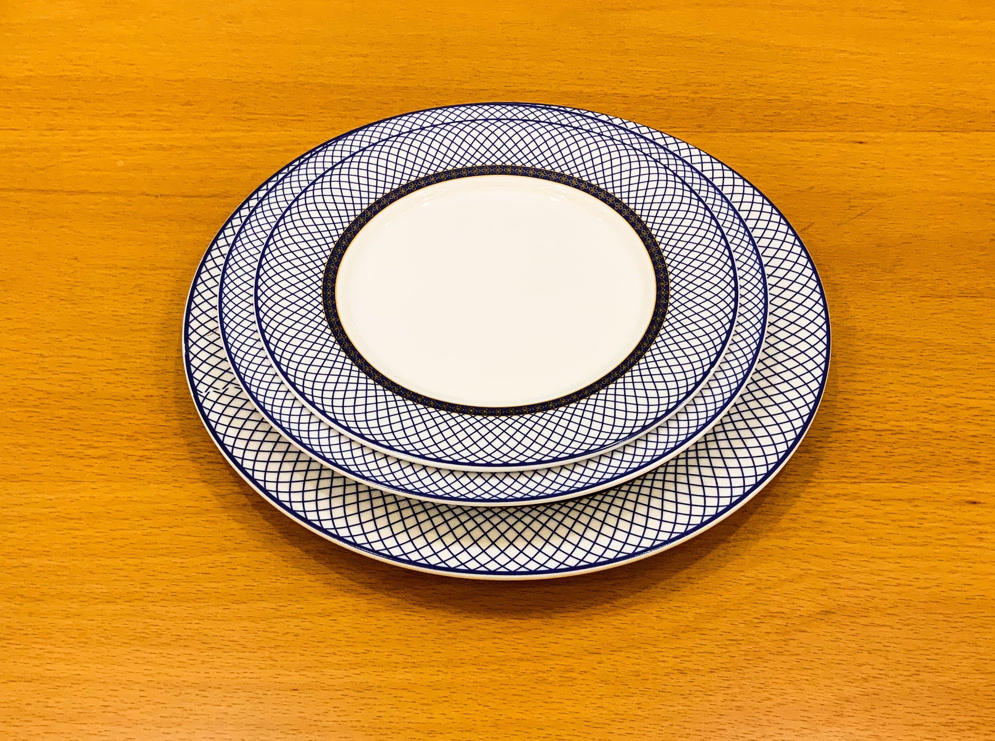 Bone China Modern Plate set 26 pcs